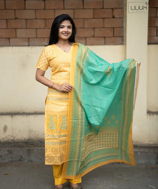 Golden Saffron Cotton 3 Piece Set with Pockets for Women