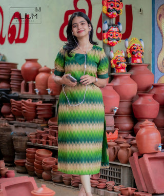 Verdant Green Cotton Kurti – Lined Casual Wear