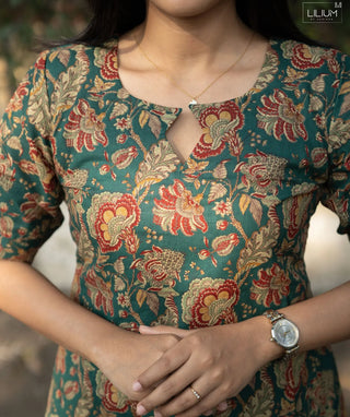 Emerald Garden Bloom Cotton Kurti with Elbow Sleeves