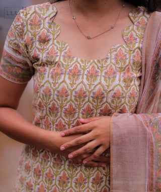 Zaraya Veil Slub Cotton 3 Piece Kurti Set with Pockets