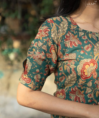 Emerald Garden Bloom Cotton Kurti with Elbow Sleeves