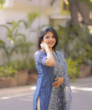 Chanderi Silk Kurti with Shawl in Celestial Blue