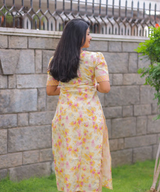Ivory Bloom Cotton Co-Ord Set with Pockets for Women