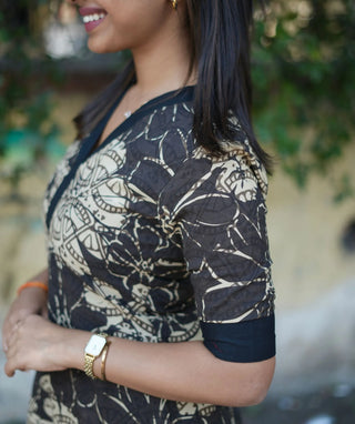 Midnight Dune Blossom Handblock Cotton Kurti – Elbow Sleeve