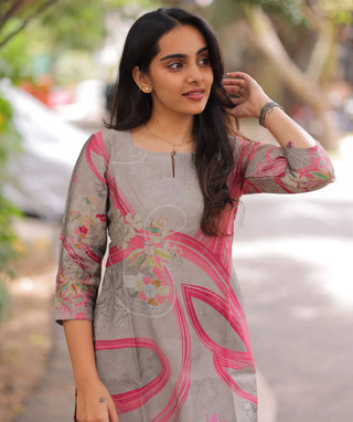 Misty Rosewood Muslin 3/4 Sleeve Cotton Kurti
