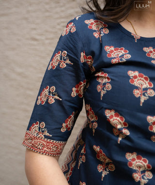 Indigo Noir Blossom Handloom Cotton 3-Piece Set with Pockets