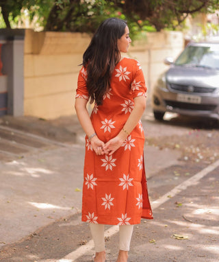 Ember Blossom Cotton Kurti – Everyday Elegance for Women