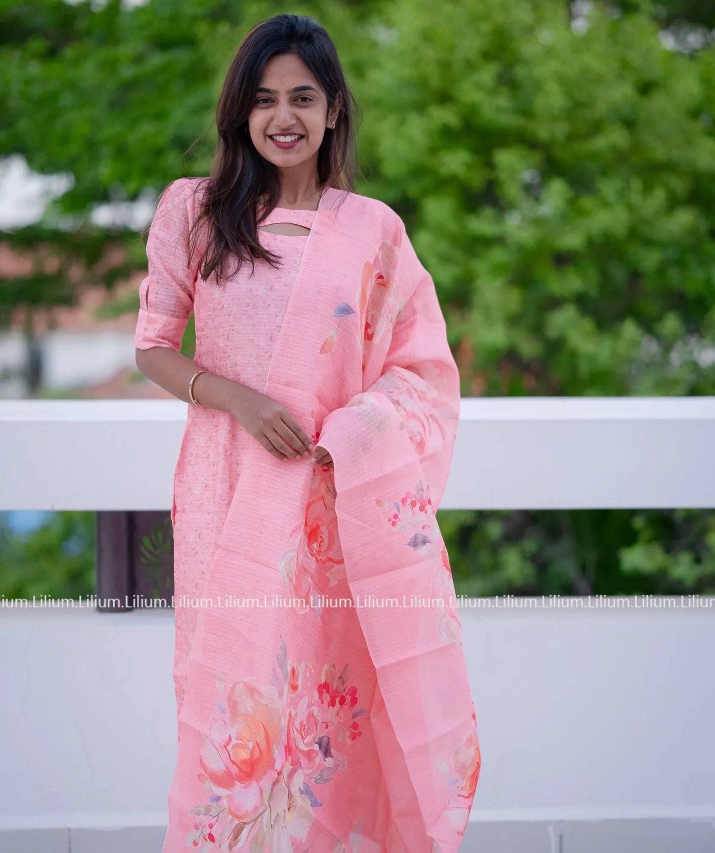 Elegant Rose Quartz Chanderi Slub Kurti with Shawl