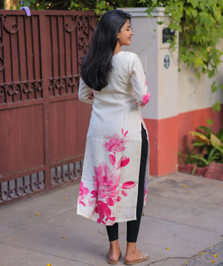 Blushing Peony Pearl Modal Slub 3/4 Sleeve Kurti