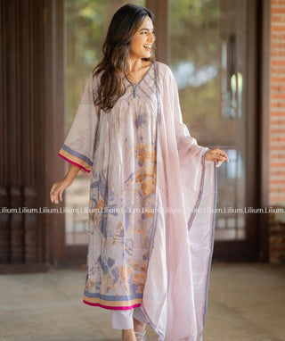 Lilac 3-Piece Muslin Silk Festive Wear Pakistani Suit