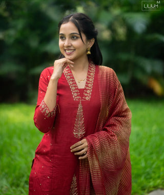 Vermilion Grace Muslin Silk 3-Piece Festive Set