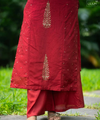 Vermilion Grace Muslin Silk 3-Piece Festive Set