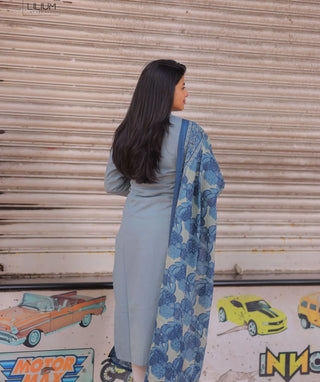 Azure Petals Cotton Kurti with Shawl – Floral Casual Elegance