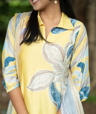 Honeydew Blossom Muslin A-Line Kurti with Shawl