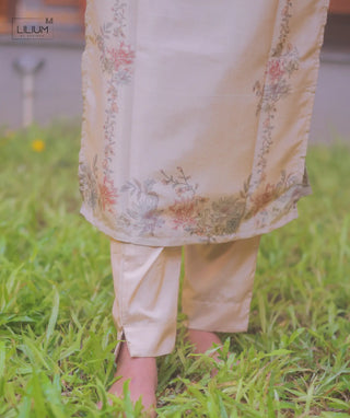 Cream Reverie Tissue Silk 3-Piece Festive Set With Pockets