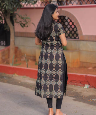 Obsidian Mosaic Cotton Kurti with Half Sleeves