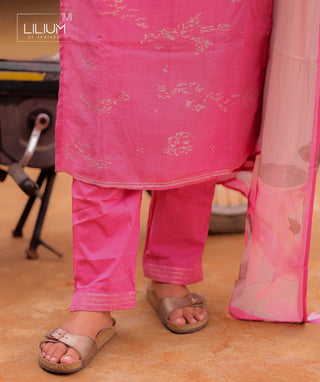 Empress Blush Linen Slub 3 Piece Set with Zari Work