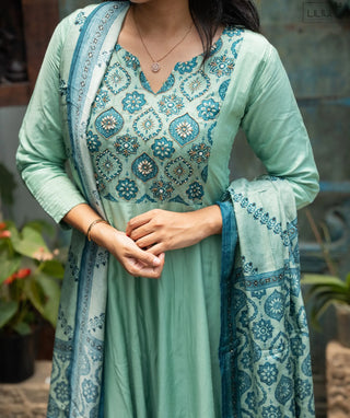 Summer Green Muslin 3-Piece Set with Hand Embroidery