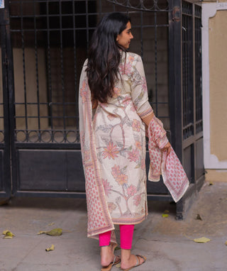 Ivory Blossom Mist Cotton Kurti with Shawl – 3/4 Sleeve