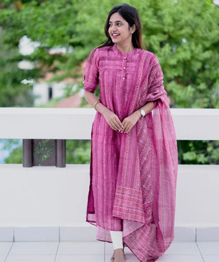 Raspberry Pink Chanderi Kurti with Shawl - Traditional Wear