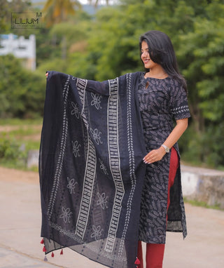 Raven Bloom Cotton 3 Piece Set with Hakoba Shawl for Women