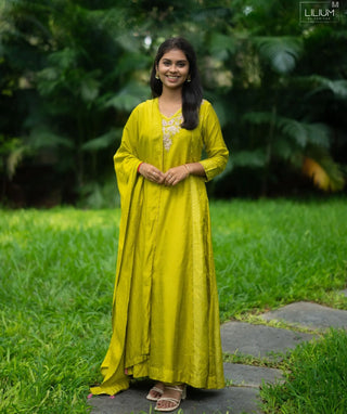 Haldi Aura Muslin Silk 3-Piece Festive Set