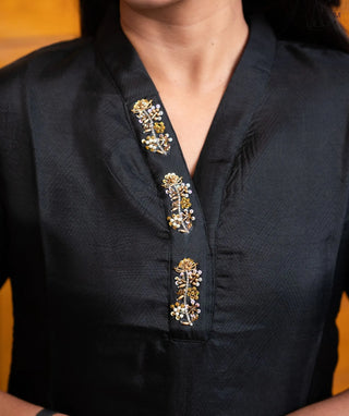Midnight Onyx Pearl Hand Embroidered Muslin Festive Kurti