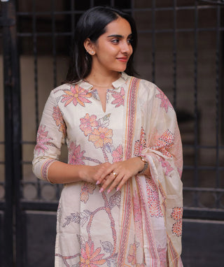 Ivory Blossom Mist Cotton Kurti with Shawl – 3/4 Sleeve