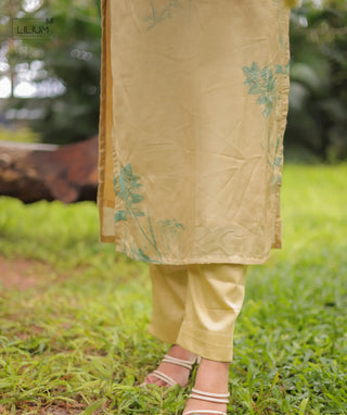 Golden Heirloom Muslin 3-Piece Festive Set With Pockets