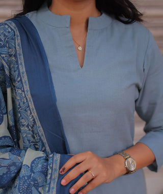 Azure Petals Cotton Kurti with Shawl – Floral Casual Elegance