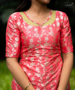 Peach Blossom Banaras Kurti With Open Slit Elbow Sleeve