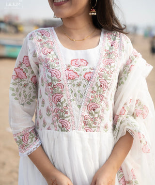 Ivory Blush Garden Mul Cotton 3-Piece Casual Set