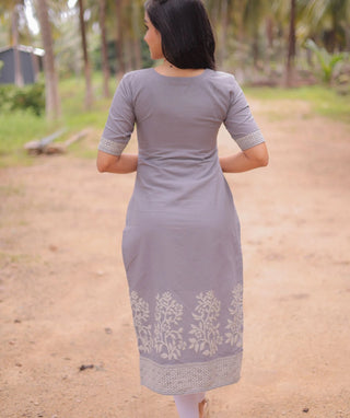 Silver Sage Handloom Cotton Kurti – Everyday Comfort Wear