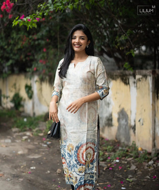 Ecru Floral Muslin Foil Print Kurti with 3/4 Sleeves