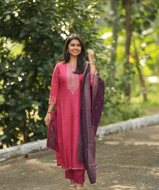 Fuchsia Grace Muslin Silk 3-Piece Set With Open Slit