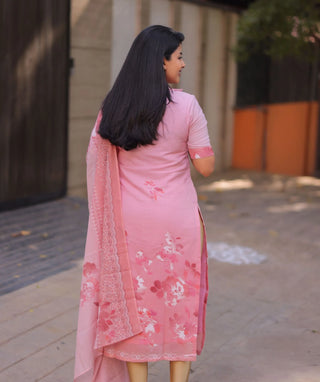 Rosé Blossom Mul Cotton Kurti with Shawl