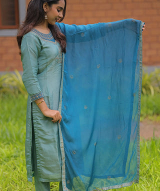 Azure Lotus Tissue Silk 3-Piece Set with Pockets