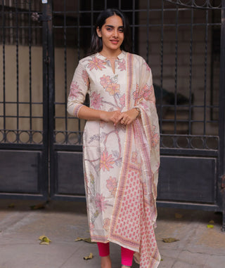 Ivory Blossom Mist Cotton Kurti with Shawl – 3/4 Sleeve