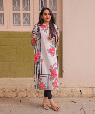 Vintage Rose Canvas Cotton Kurti – 3/4 Sleeve Casual Elegance