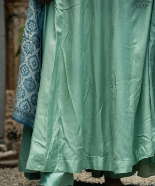 Summer Green Muslin 3-Piece Set with Hand Embroidery
