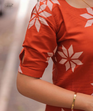 Ember Blossom Cotton Kurti – Everyday Elegance for Women