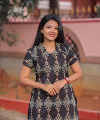 Obsidian Mosaic Cotton Kurti with Half Sleeves