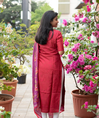 Bordeaux Bloom Chanderi Kurti with Shawl – elbow Sleeve Elegance