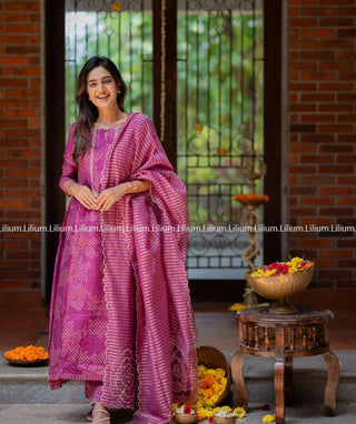 Festive Magenta Pink 3-Piece Set in Pure Muslin Silk with Embroidery