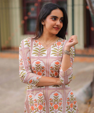 Ivory Peach Bloom A-Line Cotton Kurti with Pockets
