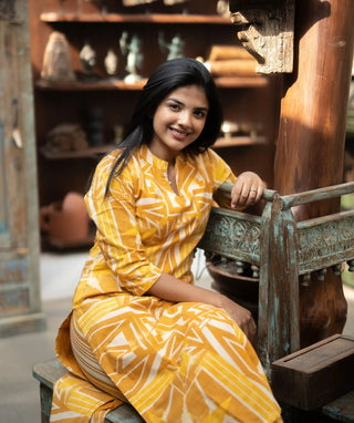 Sunlit Amber Cotton Co-Ord Set with Pockets | Casual Wear