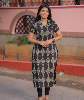 Obsidian Mosaic Cotton Kurti with Half Sleeves