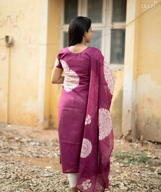 Royal Mulberry Wine Cotton Kurti with Shawl – Casual Wear