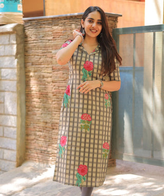 Desert Rose Grid Cotton Kurti – Lined Casual Wear Trend