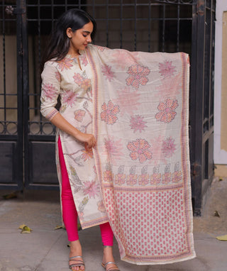 Ivory Blossom Mist Cotton Kurti with Shawl – 3/4 Sleeve
